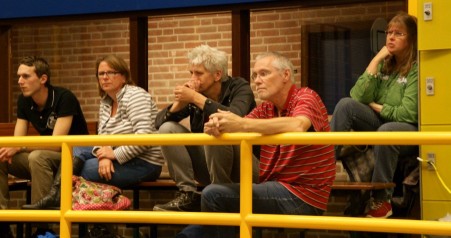 De Redeoss-tribune tijdens de tweede wedstrijd tegen DOV Leeuwarden